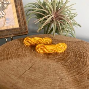 Beautiful Pair Of Braided Vintage Goldenrod Yellow Hair Barrettes